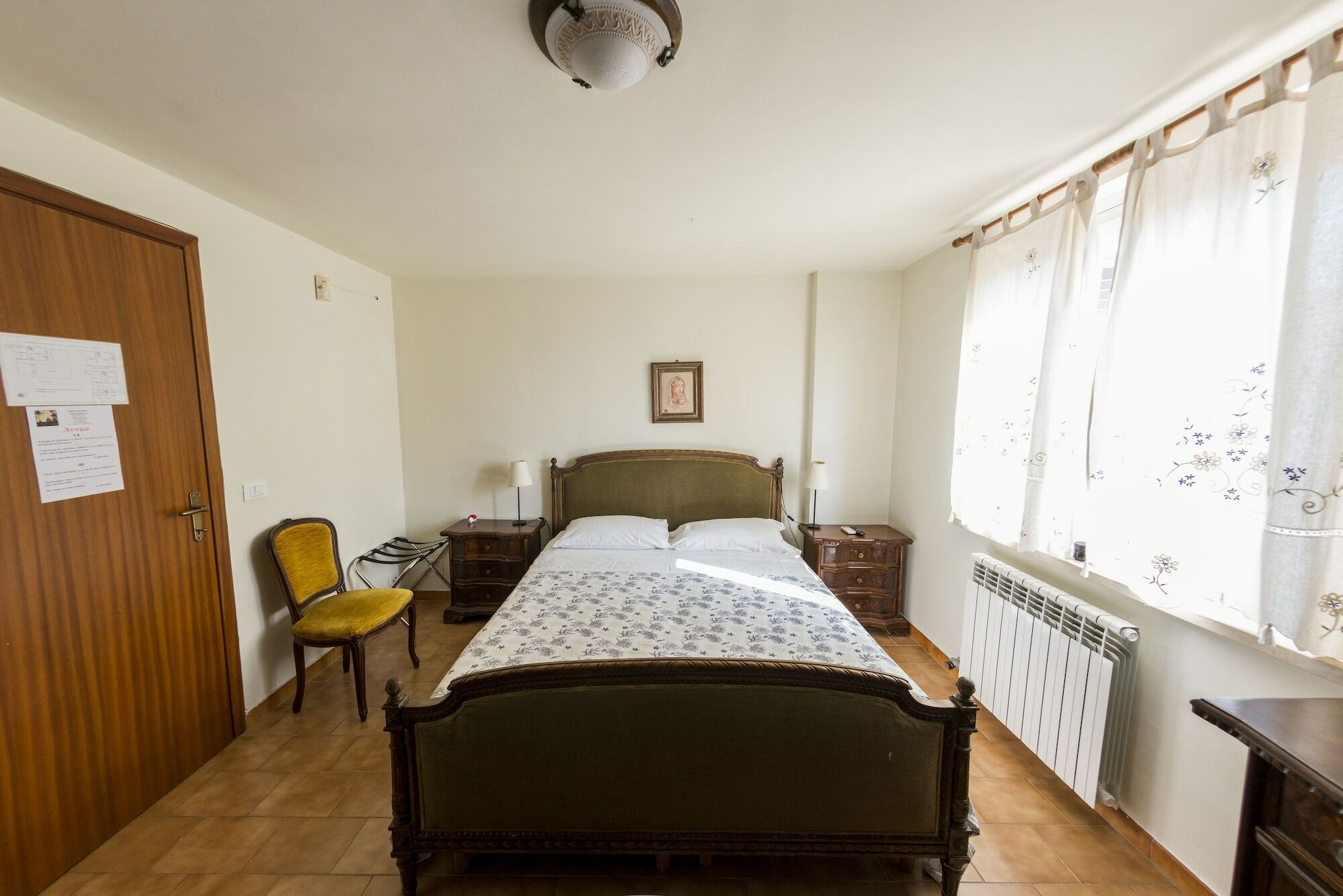 Bed & Breakfast Hotel California Terracina Exteriör bild