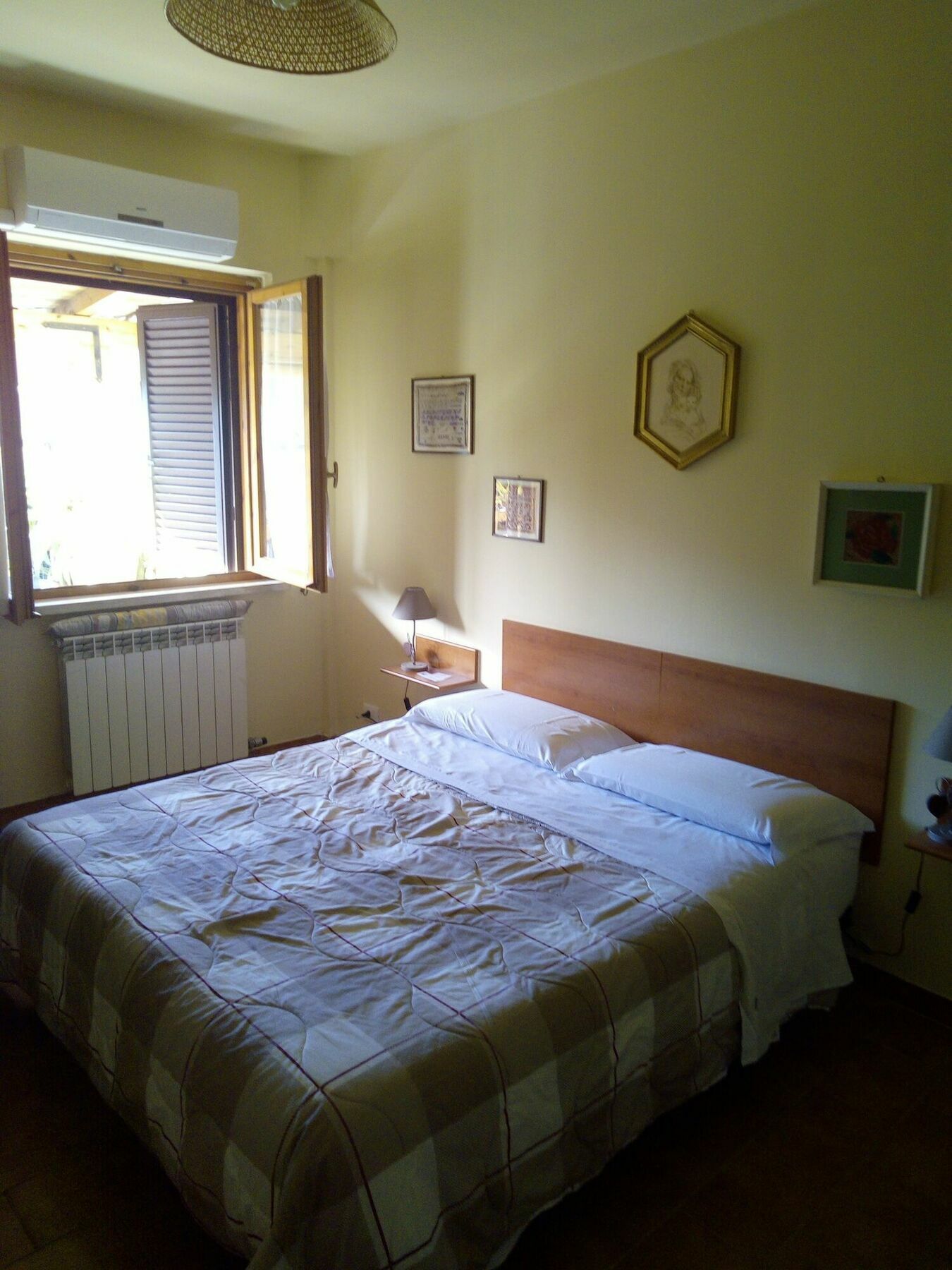 Bed & Breakfast Hotel California Terracina Exteriör bild