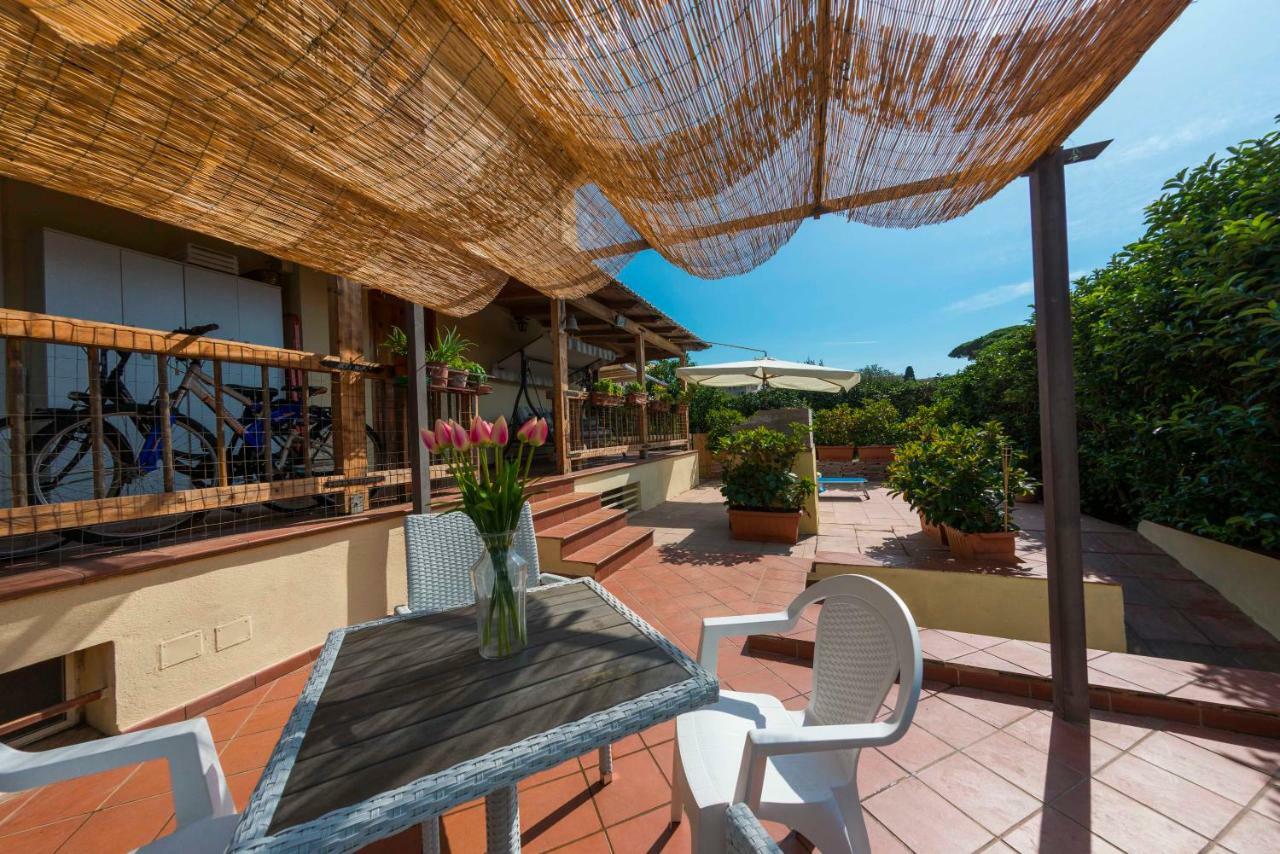 Bed & Breakfast Hotel California Terracina Exteriör bild